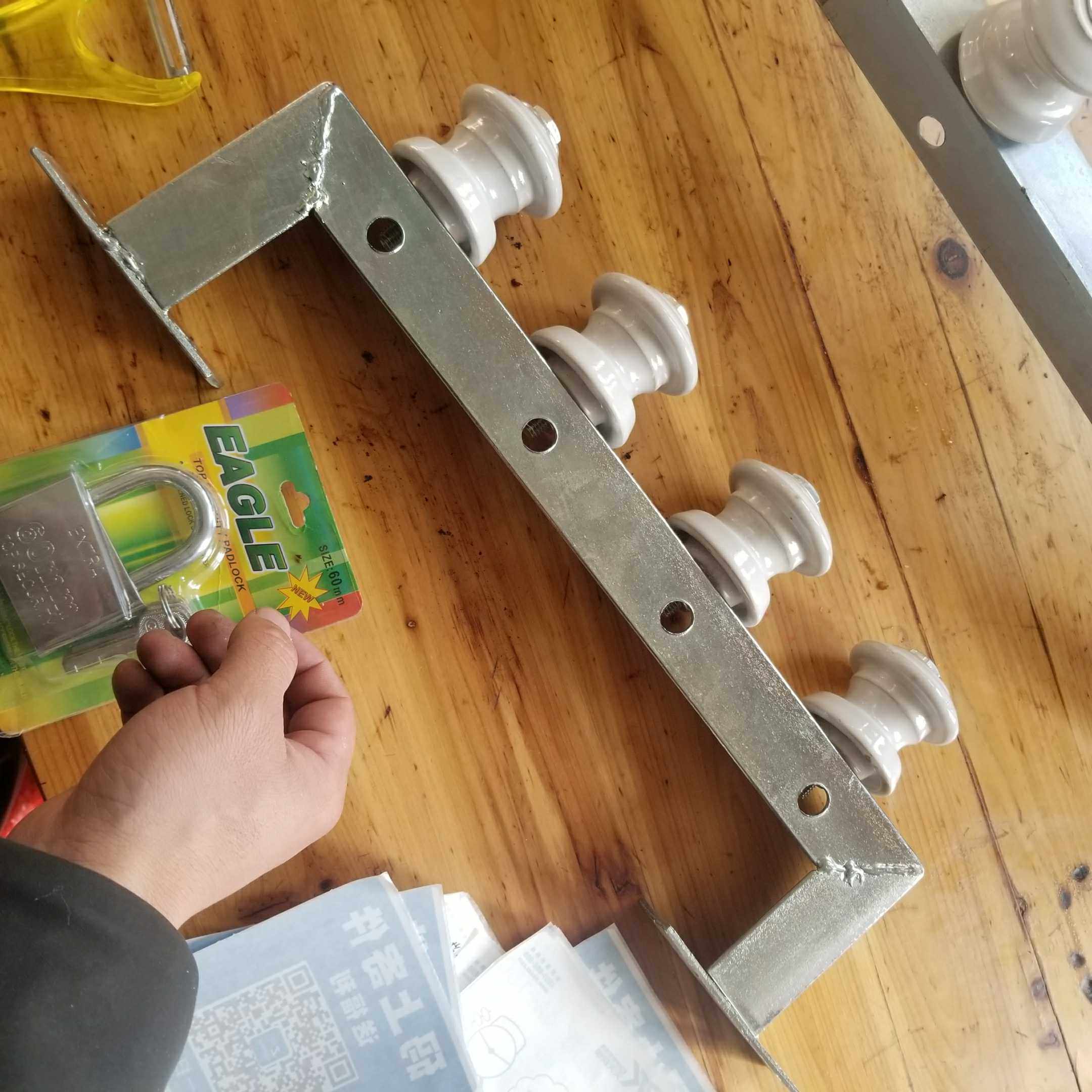 瓷瓶支架墙壁走线电线支架通电安装工程五金设备临时电厂房电线架