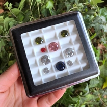 30 grid soft silicone inner pad Gem display box Jewelry convenient storage box Bare brick box Skylight box Glass snap button