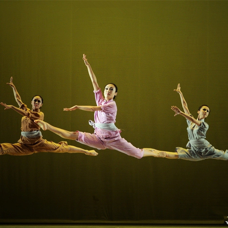 保卫黄河舞台现代舞大合唱舞蹈剧服装学生毕业舞蹈回报演出表演服