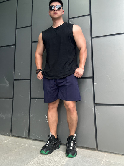 American Heavy Shorts 남자 여름 스포츠 트렌디 브랜드 2025 새로운 달리기 농구 피트니스 느슨한 캐주얼 바지 American Heavy Shorts 남자 여름 스포츠 트렌디 브랜드 2025 새로운 달리기 농구 피트니스 느슨한 캐주얼 바지