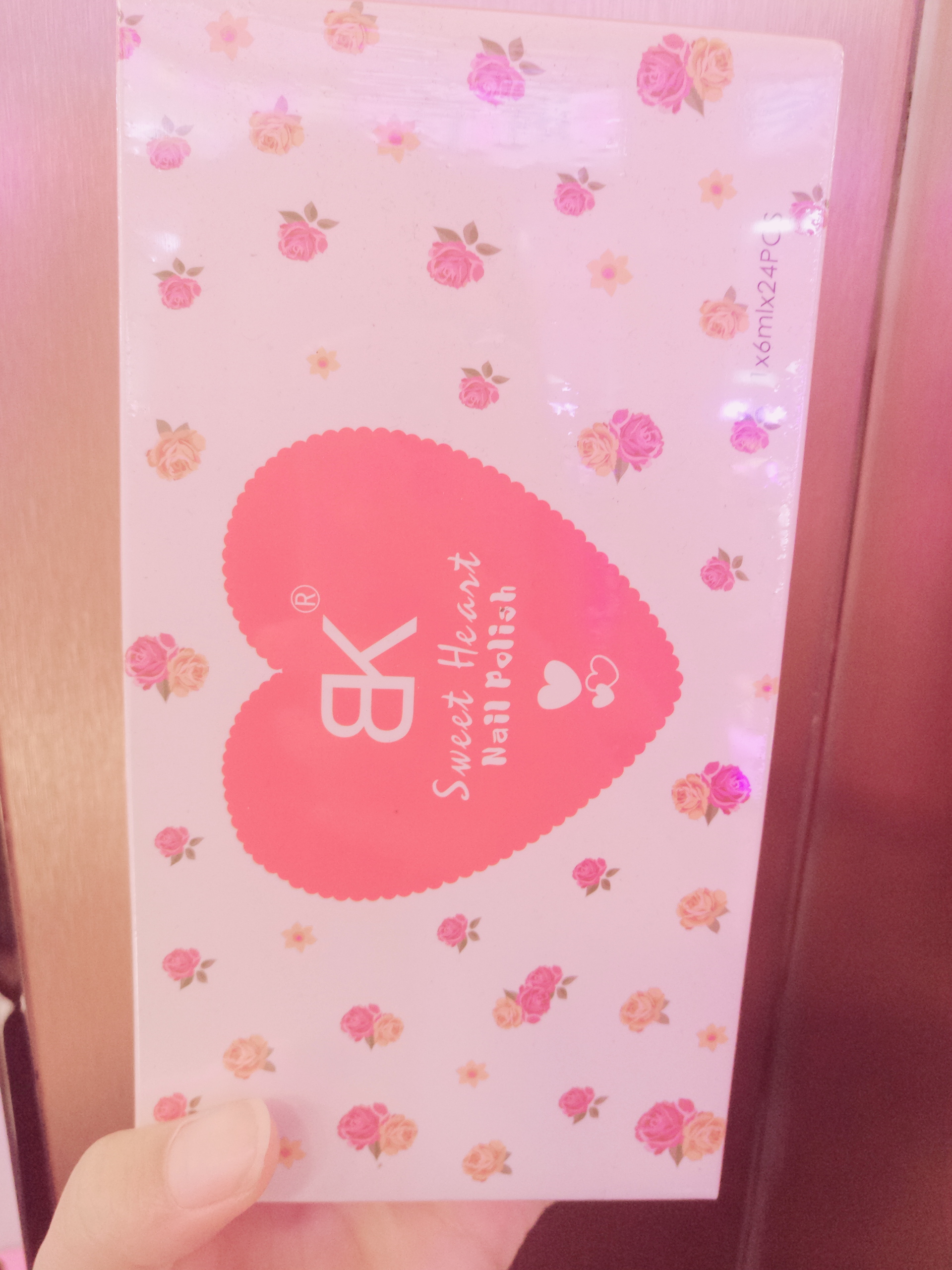 BK旗舰指甲油24瓶套装效果怎么样,真的好用吗?使用两周真实效果,第2张 BK旗舰指甲油24瓶套装效果怎么样,真的好用吗?使用两周真实效果,第2张