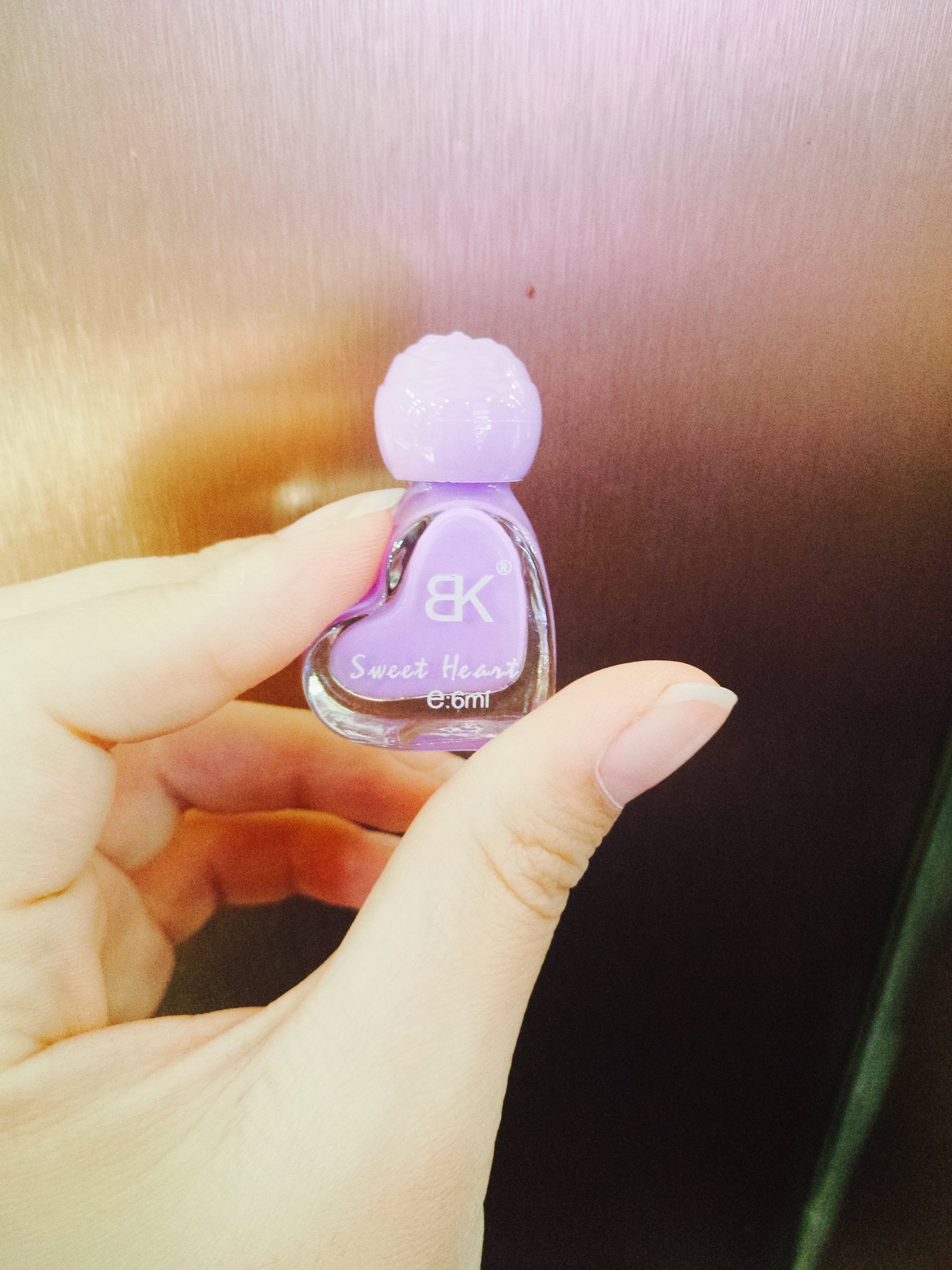 BK旗舰指甲油24瓶套装效果怎么样,真的好用吗?使用两周真实效果,第9张 BK旗舰指甲油24瓶套装效果怎么样,真的好用吗?使用两周真实效果,第9张