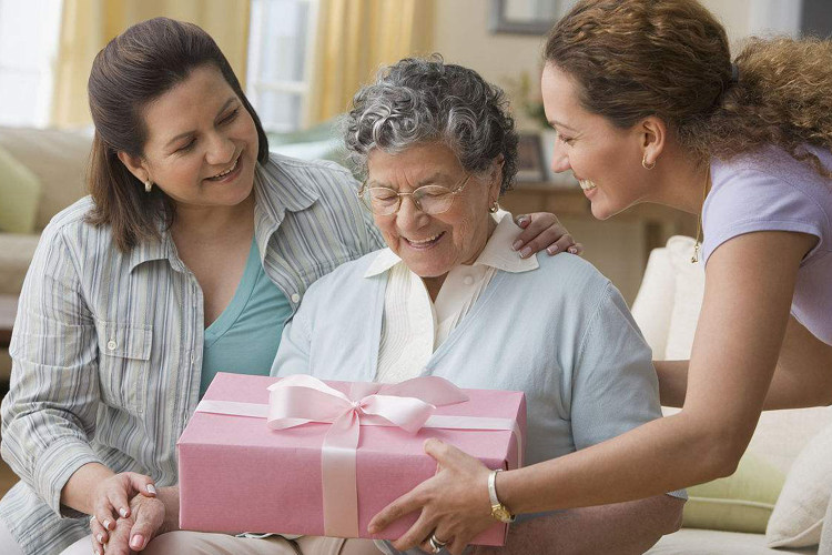 给父母什么礼物,都不如送父母健康