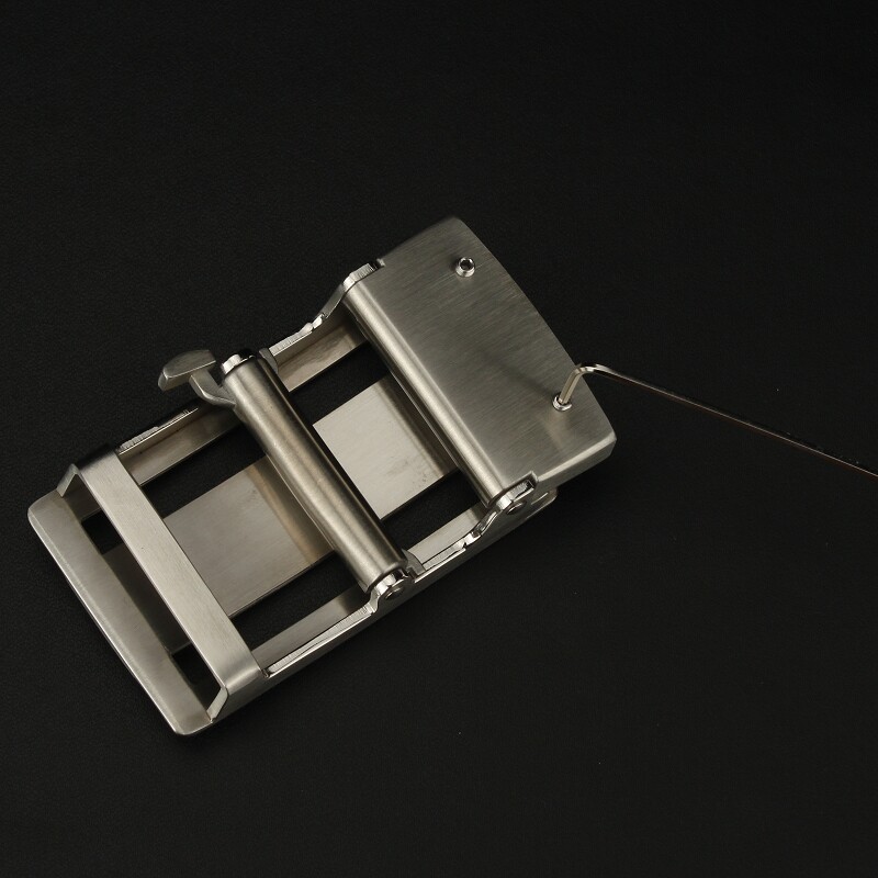 无牙扣自动扣皮带头无孔无卡槽鳄鱼腰带扣头男士3.8不锈钢滚轴3.