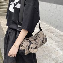 Sails Cloth Bag Women Skew 2021 New Chains Red Little Bubbag Sport Fashion 100 lap Broadband Cylinder Single Shoulder Bag