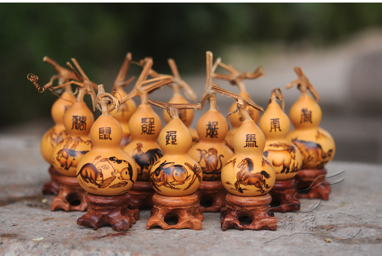 手捻天然小葫芦纯人工烙画12生肖手文把玩件精品工艺礼品摆件葫芦