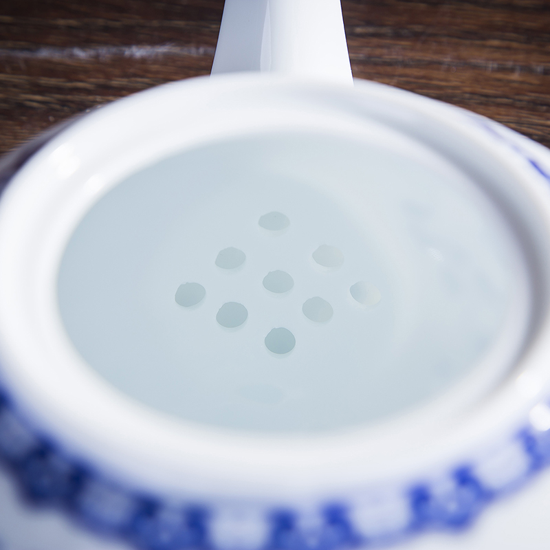 Jingdezhen ceramic tea set suits for large teapot household hotel teapot cool one litre of blue and white porcelain pot kettle