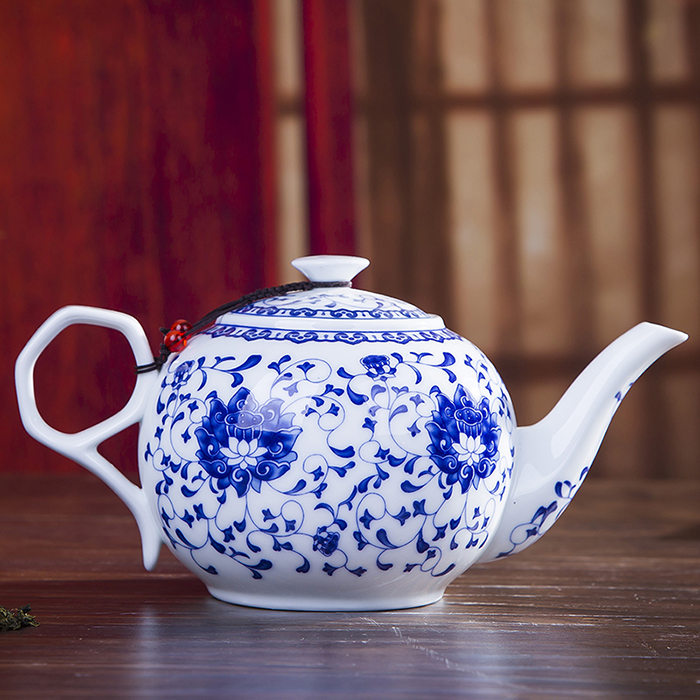 Jingdezhen porcelain ceramic teapot high - capacity cool large thin body of blue and white porcelain pot teapot household kettle