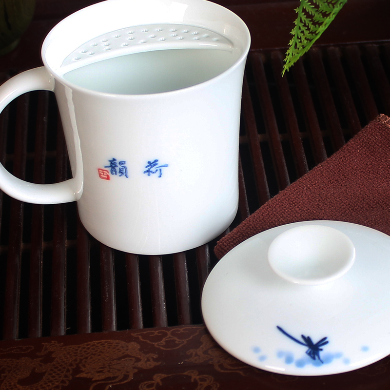 Jingdezhen ceramic cups with cover band filter hand - made tea tea cup office personal cup