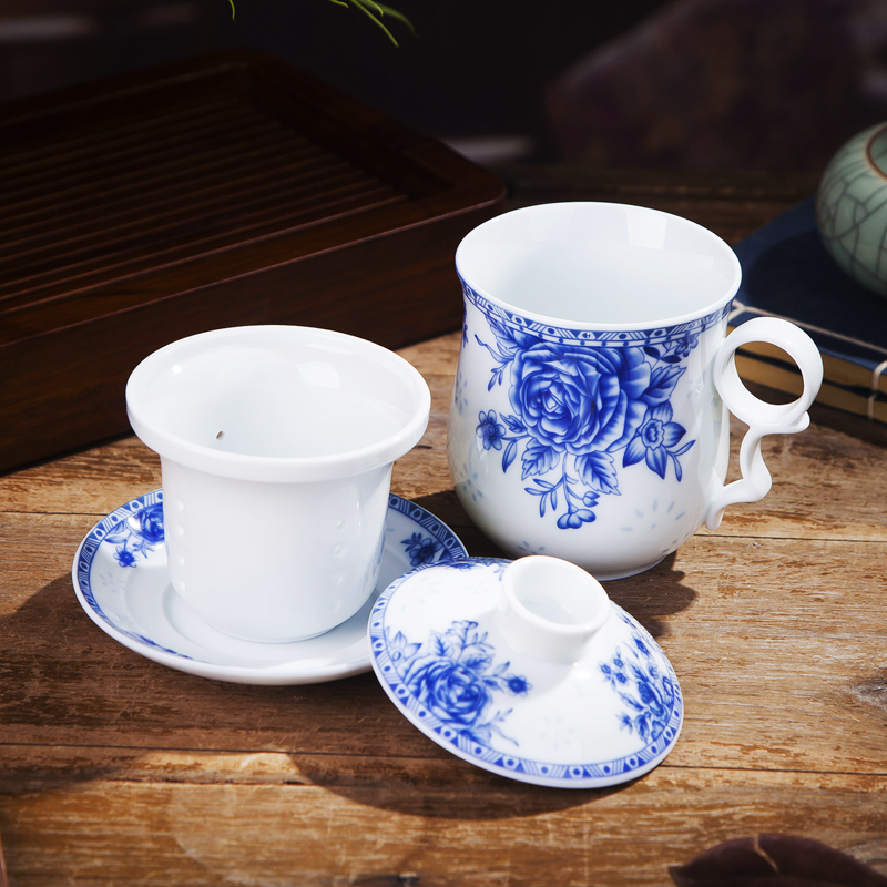 Jingdezhen ceramic cups with cover filter glass tea cup glass flower tea office of blue and white porcelain cup
