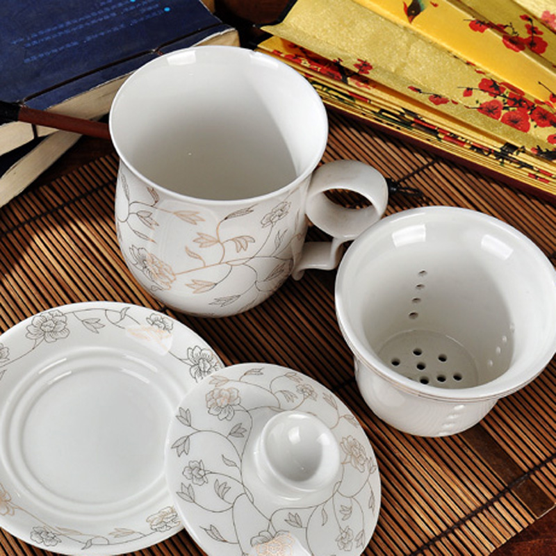 Jingdezhen ceramic cups with cover filter cup four cup boss cup personal office tea cup