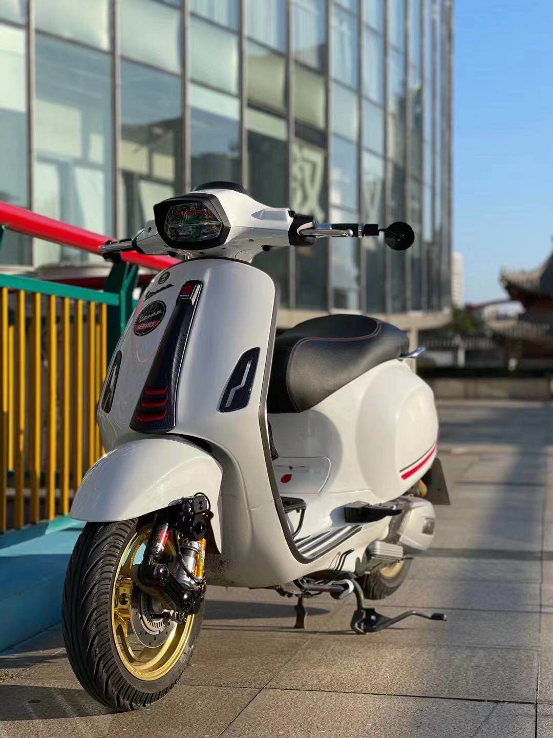 冲刺150vespa全车黑化改装熏黑转向灯尾灯边条领带脚踏尾架全套