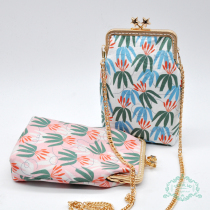 Original handmade canvas phone bag Apple mobile phone girl portable vertical art fresh and cute oblique cross-mouth gold bag