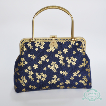 Hand and wind series retro ancient Chinese style hand handbag Han clothes ancient wind qipao bag inclined cross small square bag opening gold bag