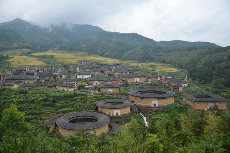 特价机票助你错峰出游，这个季节出游正舒适37