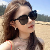 Sunglasses 2021 new fashion women summer seaside round face big frame black temperament sunscreen sunglasses advanced sense ins