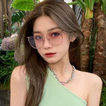 Kiki big brother with gradient pink sunglasses 2021 new fashion women summer seaside sunscreen UV sunglasses