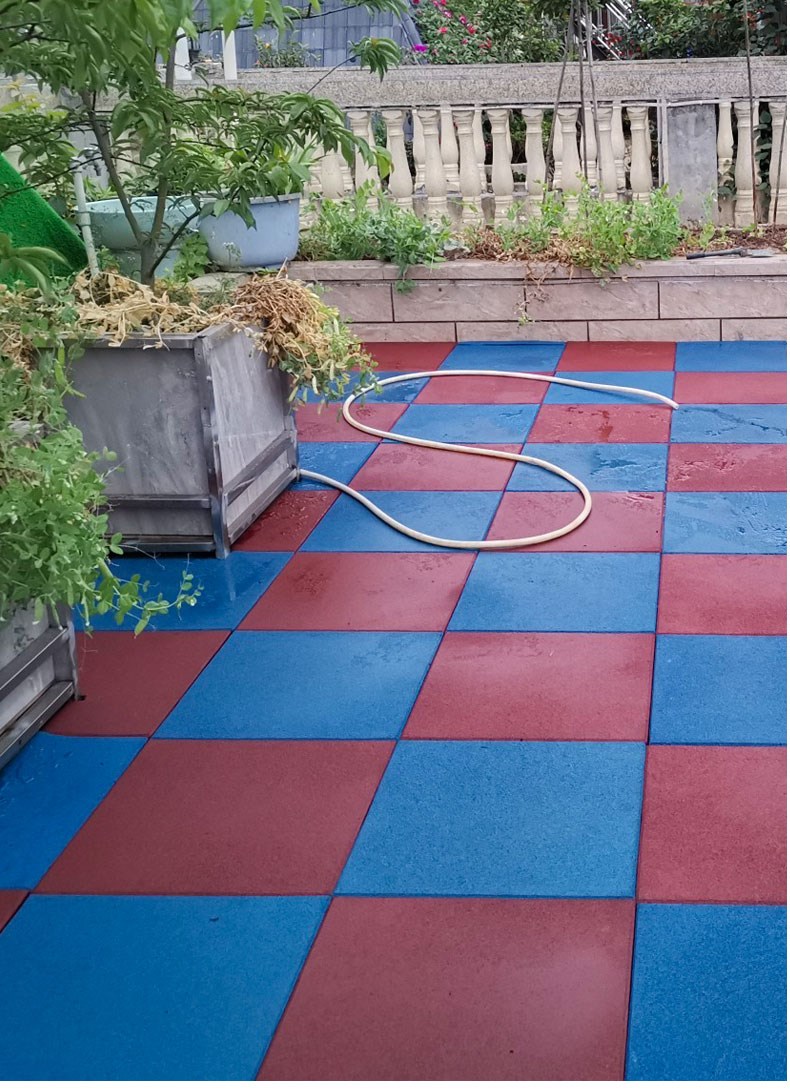 专业室外幼儿园运动户外橡胶地板游乐场地胶健身房塑胶地垫环保