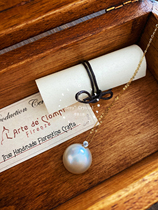 Jewelry-grade Mabe 18K pearl set chain) between zero boundaries)