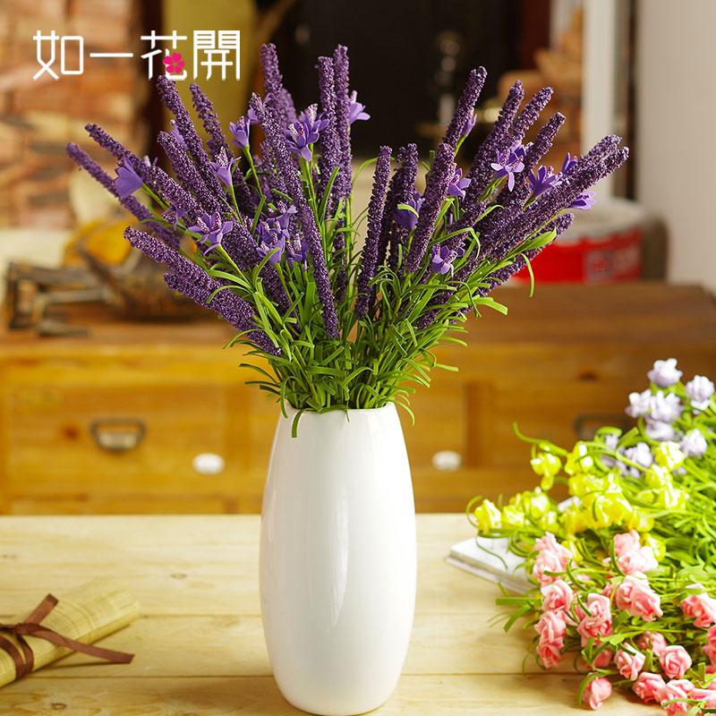 Simulation flower lavender white ceramic vase suit of rural small and pure and fresh household adornment TV ark place flower art