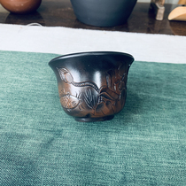 Yunnan Jianshui purple pottery cup retro style hand-embossed Master Cup Chinese single cup carved seven-point Cup Kung Fu Cup