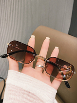 Day Department Cospp Kosp Little Box Small Face sunglasses Womens Inns Wind net Red Fashion Street Photo of the Mens New