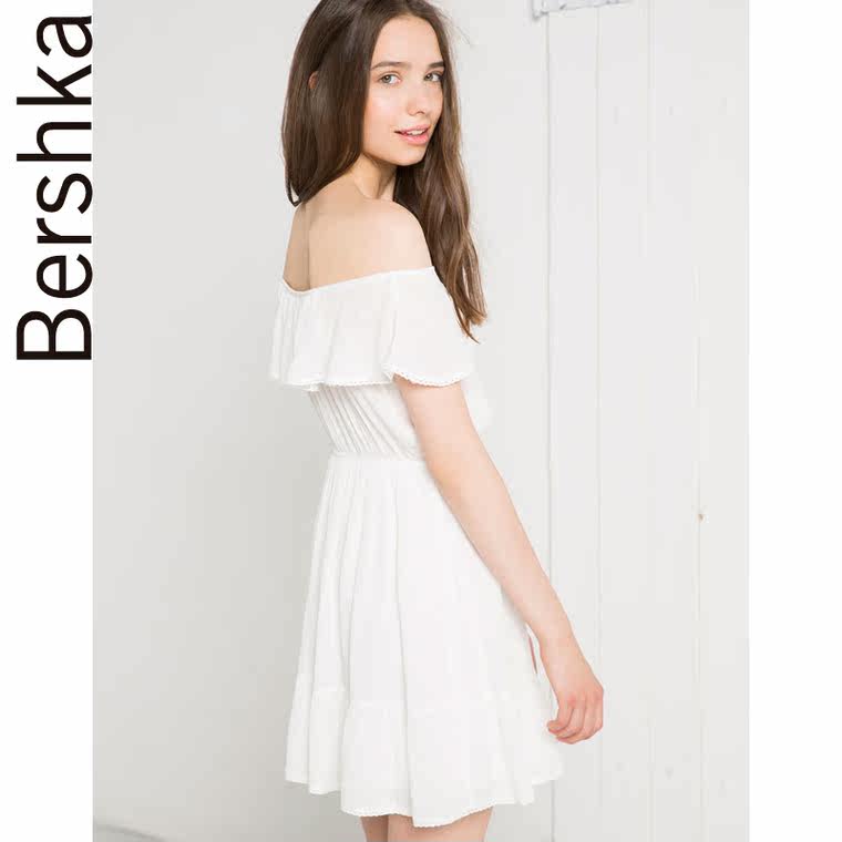 Bershka BSK 花边飞边连衣裙 05488966