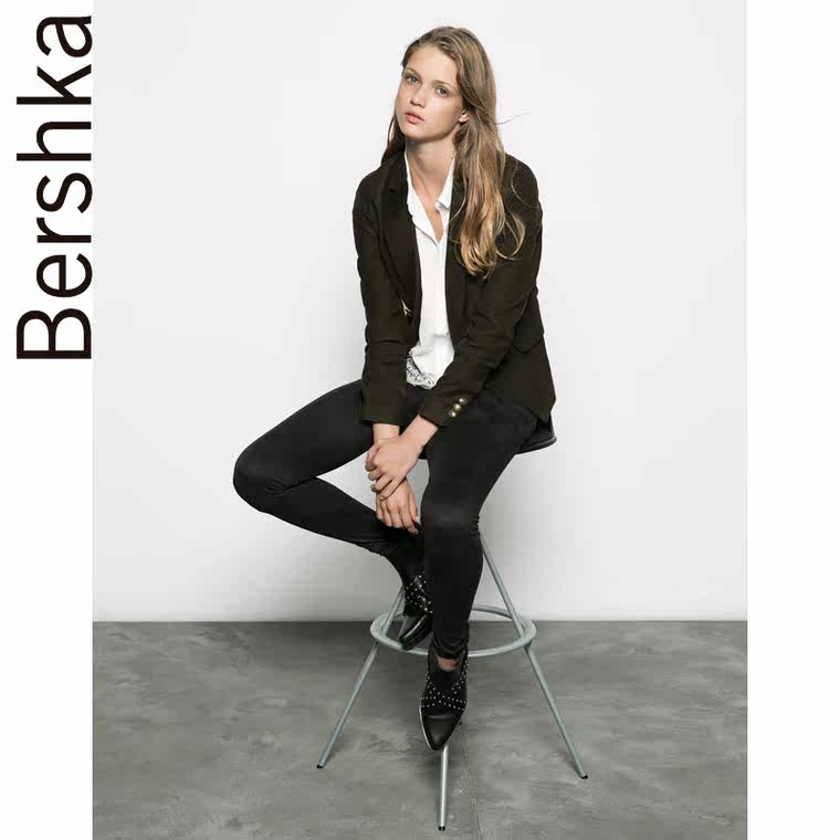 Bershka Bershka 底边蕾丝印花衬衫 05707962