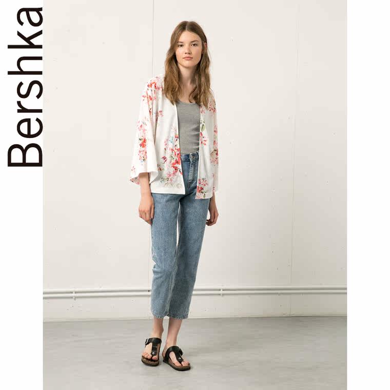 Bershka Bershka 花朵印花和服式上衣 06466260