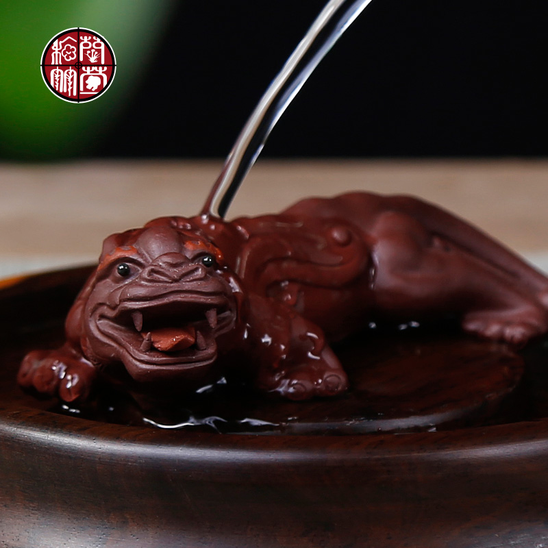 Tea pet manual small office yixing purple sand Tea tray was furnishing articles to find water can raise creative Tea play money the mythical wild animal