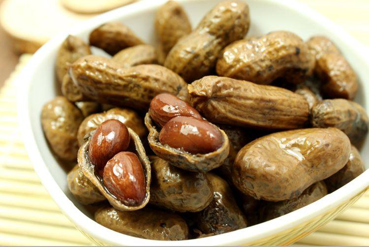 水煮花生想要好吃有味道这2步可别忘