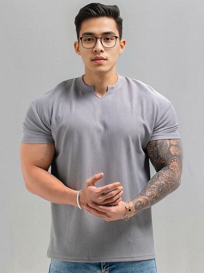 MAP American Fitness Short-Sleeved Men 's Cuffs를 보여주는 큰 근육을 보여주는 빠른 근육을 빠르게 건조하는 높은 탄성 달리기 훈련복 스포츠 티셔츠 여름 MAP American Fitness Short-Sleeved Men 's Cuffs를 보여주는 큰 근육을 보여주는 빠른 근육을 빠르게 건조하는 높은 탄성 달리기 훈련복 스포츠 티셔츠 여름