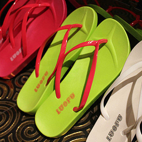 large size flip flops