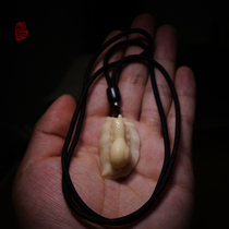 Piankouzhai original design live and work in peace and contentment Ivory fruit hand-carved snail carving pendant pendant single