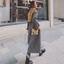 Plaid woolen coat womens mid-length autumn and winter 2020 new thickened Hepburn style retro temperament woolen coat
