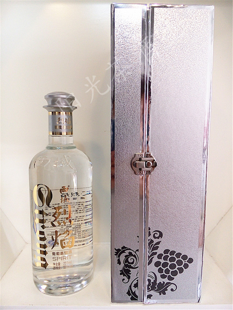 西域烈焰葡萄蒸馏酒新疆沙地白葡萄酒 750ml 浓香型 52度 烈焰酒
