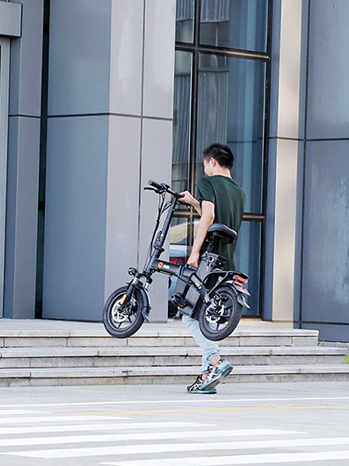雅迪 折叠小型电动车-有故事的车