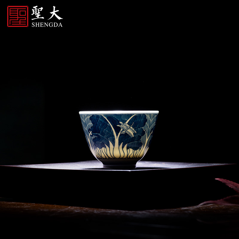 The big cup sample tea cup of pure hand - made ceramic kung fu jingdezhen blue and white cabbage masters cup tea set manually by hand