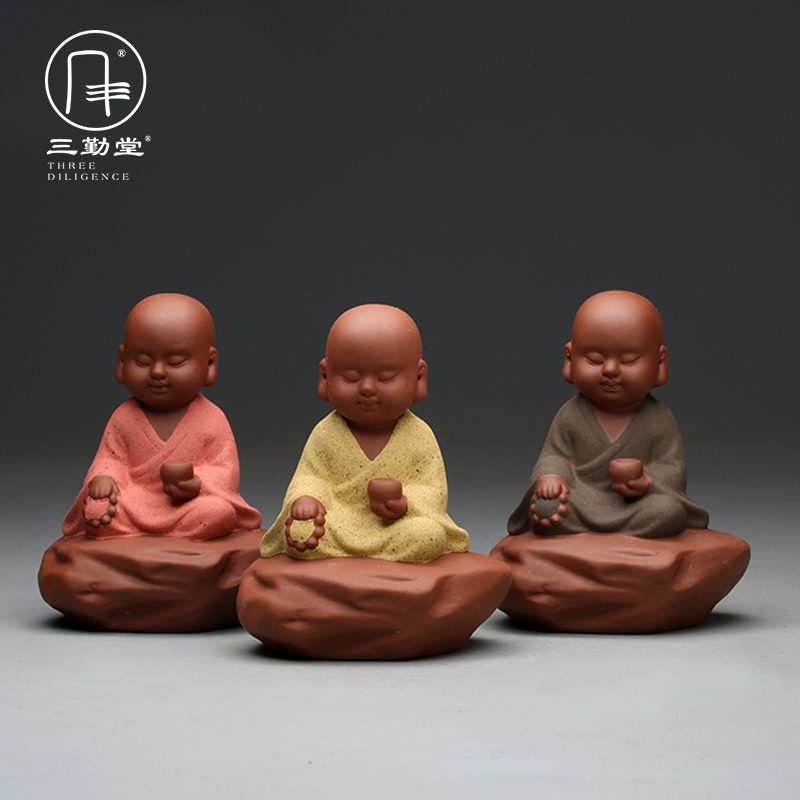 The three regular mini violet arenaceous meditation The young monk tea pet furnishing articles creative home monk tea can keep S06043