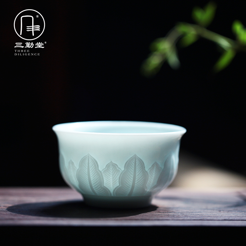 Three frequently hall master cup a single cup of jingdezhen ceramic cups kung fu tea set celadon small sample tea cup tea pu - erh tea