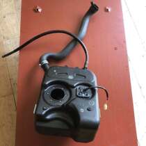 Applicable to Guangyang corner lover 2v 4v ACC KCC fuel tank gasoline tank fuel inlet pipe