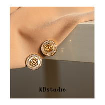 ND Mountain tea flowers without ear holes in ~ small fragrant wind natural fresh water shells Mosquito Incense Pan Ear Clip Retro port Wind Herbbon Wind