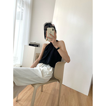 Black small camisole Vest Womens Right angle shoulder design sense simple wind hanging neck shoulder shoulder A version sleeveless slim top summer