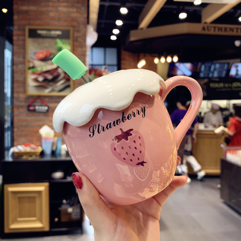 Han edition of creative move cartoon strawberry pot - bellied glass ceramic cup with cover keller spoon soft sister lovely female students