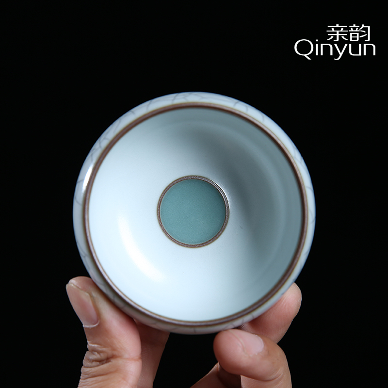 QY Wang Wu new invited on ceramic kung fu tea cup together scene celadon all hand cup cup single glass bowl