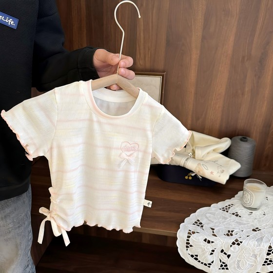 Baby girl thin knitted breathable cotton striped top baby girl summer wear girl fashion drawstring waist thin T-shirt
Baby girl thin knitted breathable cotton striped top baby girl summer wear girl fashion drawstring waist thin T-shirt