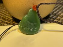 Elegant Green Boutique Pendulum multi-meat dustpan pure handmade collection of stone sculpted round carved pendulum pieces seal