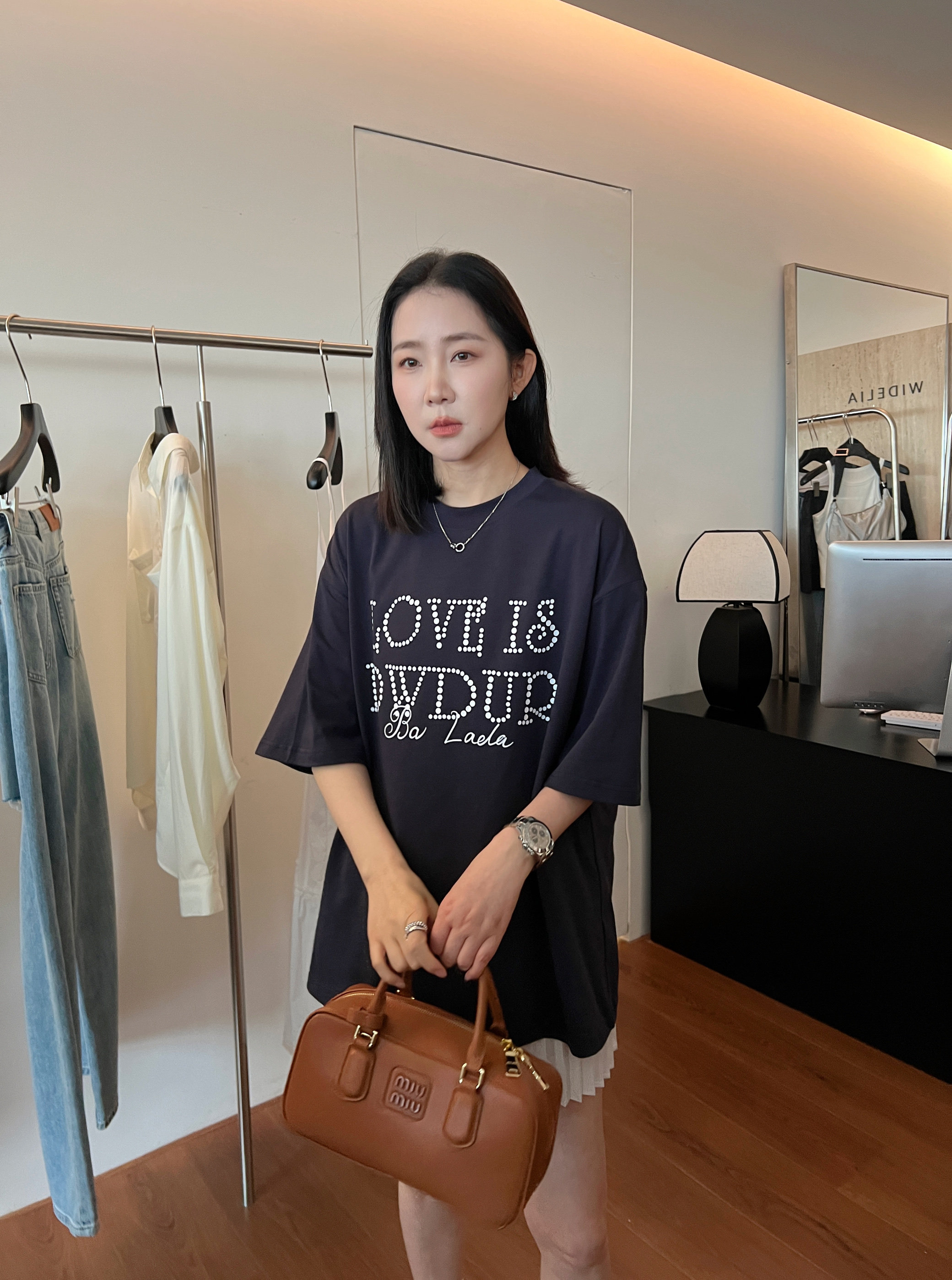 widelia американская винтажная премиальная футболка средней длины с буквенным принтом 2026 летняя свободная с круглым вырезом для пар