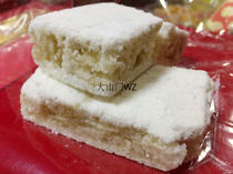 Red rice cake white hibiscus cake hibiscus cake hibiscus sugar warm canton Snack Specie when recalling 3 pieces