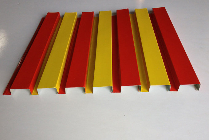 定制 特价扣板彩钢扣板防雨板门头广告招牌装饰材料三维板集成吊顶材